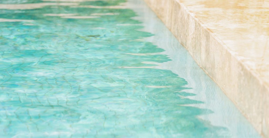 Swimming pool edge