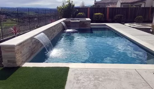 Custom pool & Spa from Aqua Dream Pools