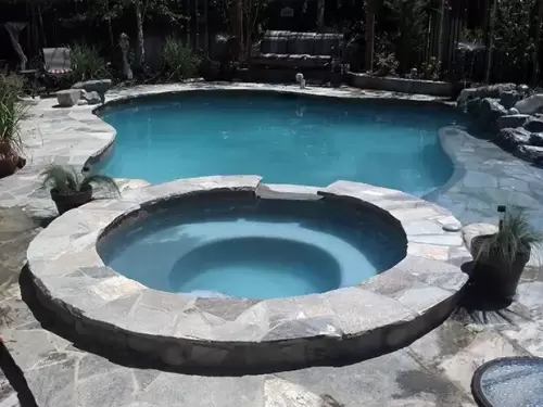 Custom Pool & Spa